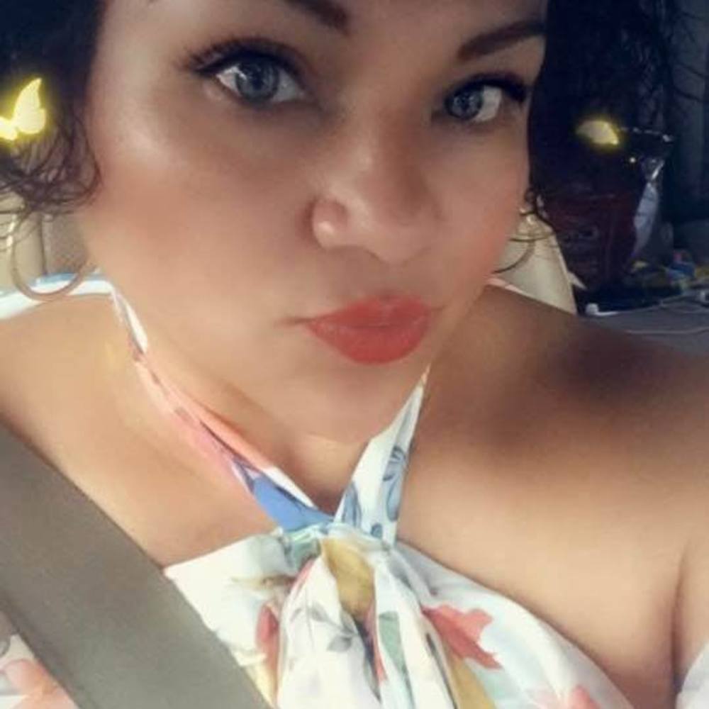 Meet your Posher, Rocio